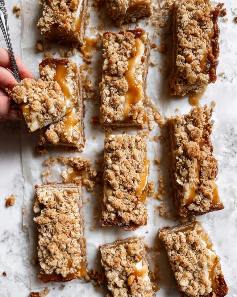 Easy Apple Pie Bars Recipe